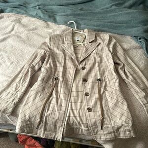 Cabi neutral colored jacket. Size Medium.